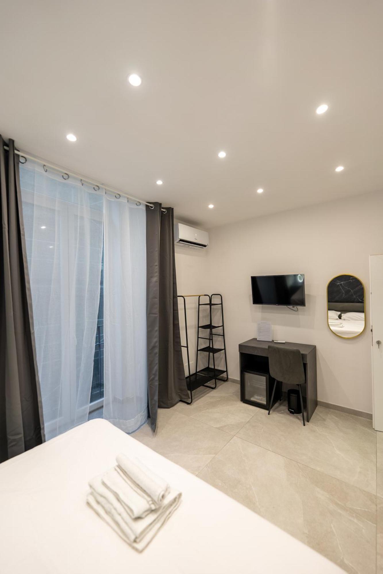 Suites Gaudioso Napoli Center Екстер'єр фото